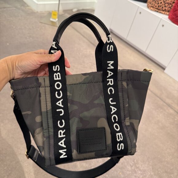 Best Price‼️MARC JACOBS 4S5HTT011H02 Small Nylon Tote Bag Camo Multi - Picture 1 of 16